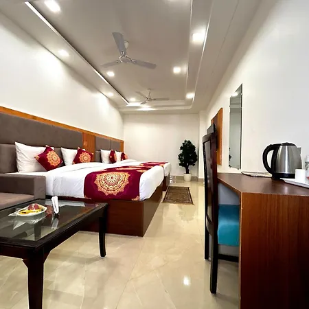 Hotel Arch - Near Aerocity New Delhi Exterior photo