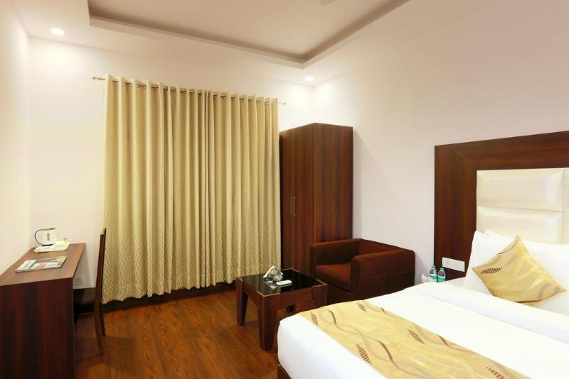 Hotel Arch - Near Aerocity New Delhi