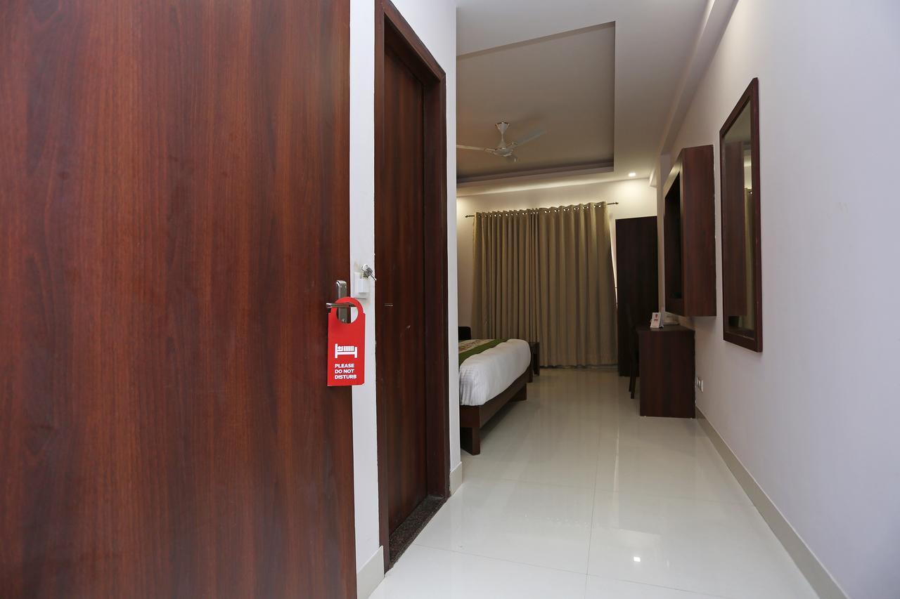 होटल Arch - Near Aerocity 4*